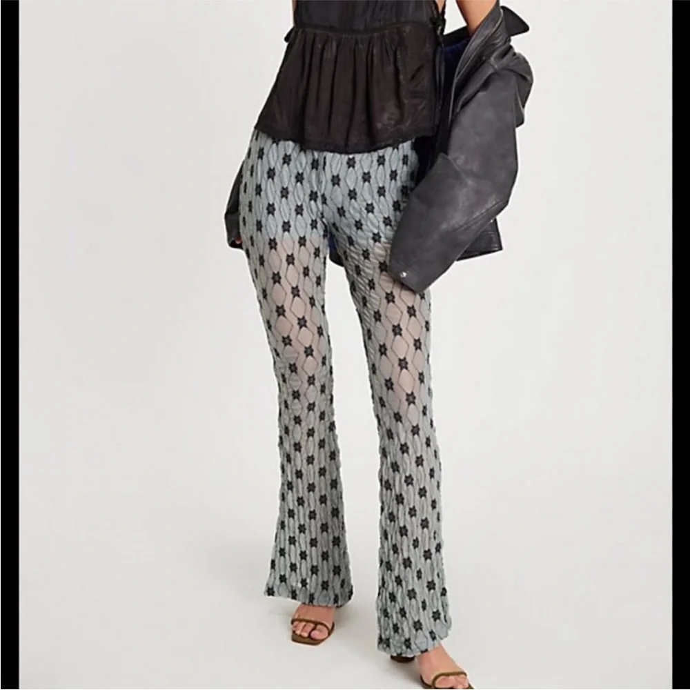 Brand new without tag Free People Margo lace overlay flare pants size M - Picture 1 of 7